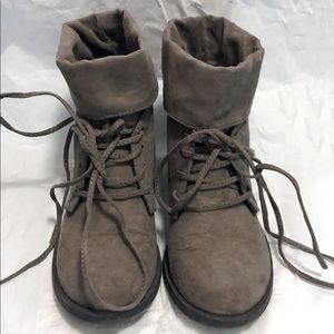 American Eagle Outfitters High Top Laced Boots